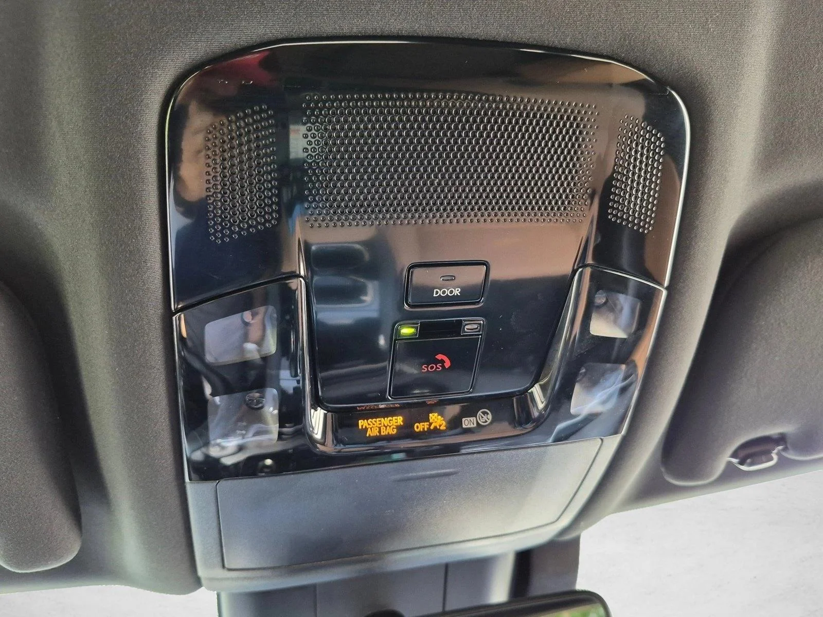 Used 2025 Iridium Lexus RX 350 image 16