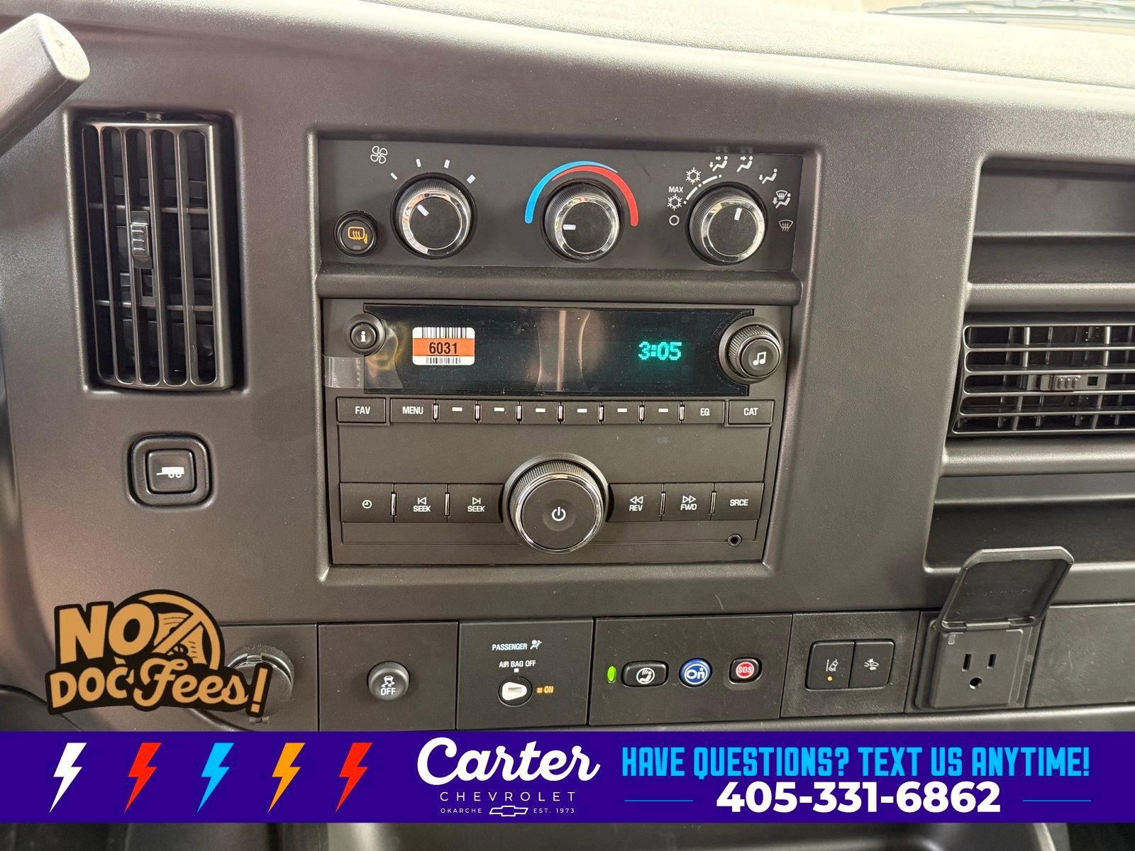 2025 Chevrolet Express Cargo Work Van - Photo 16