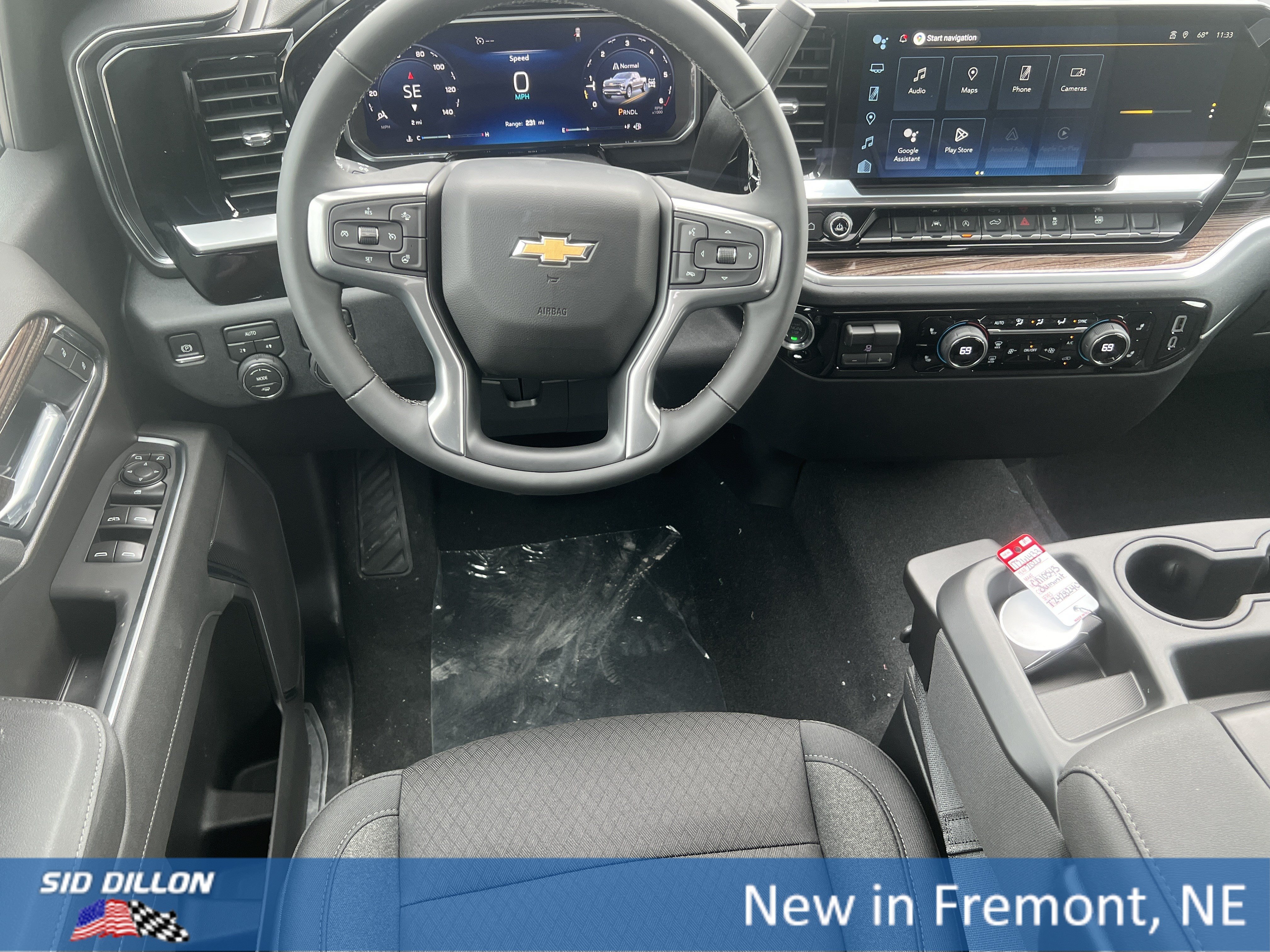 New 2026 Summit White Chevrolet LT (2FL) image 4