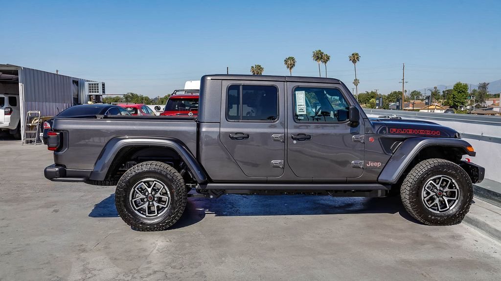 New 2026 Granite Crystal Metallic Clearcoat Jeep Shadow Ops image 13