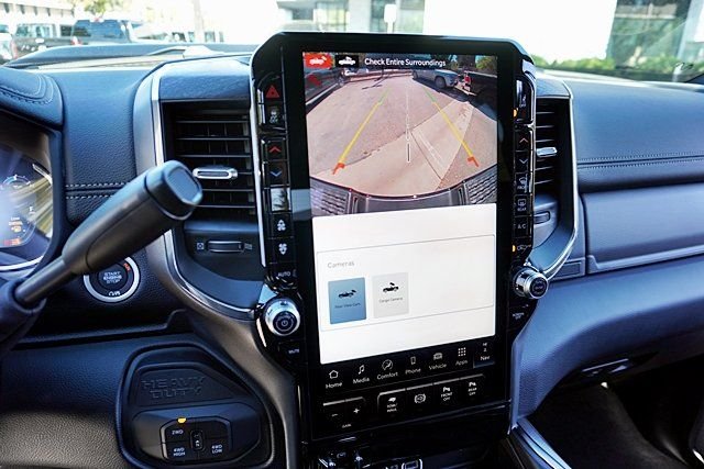 New 2026 Diamond Black Crystal Pearl-Coat Exterior Paint RAM Laramie image 35