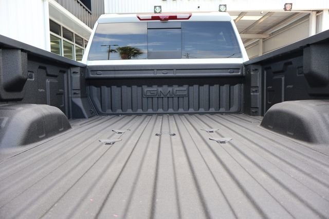 2026 GMC Sierra 3500HD Denali - Photo 21
