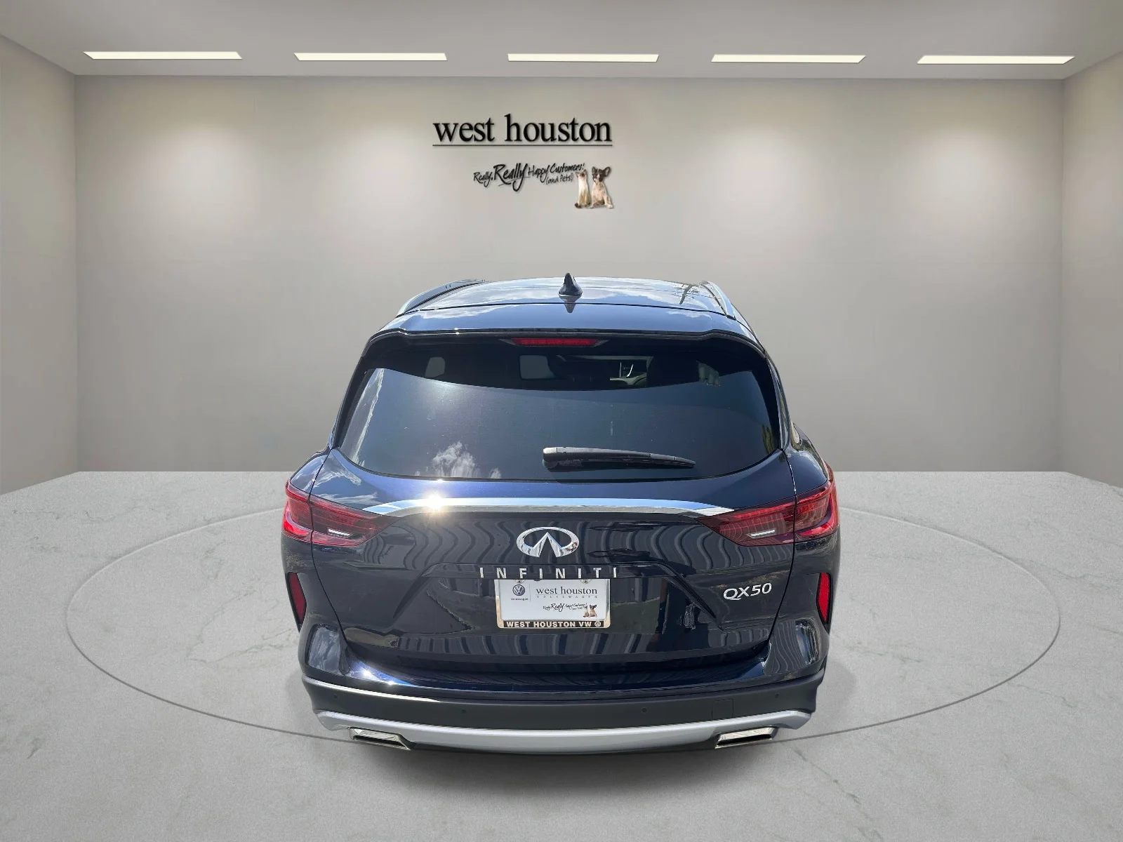 Used 2023 Hermosa Blue INFINITI LUXE image 8
