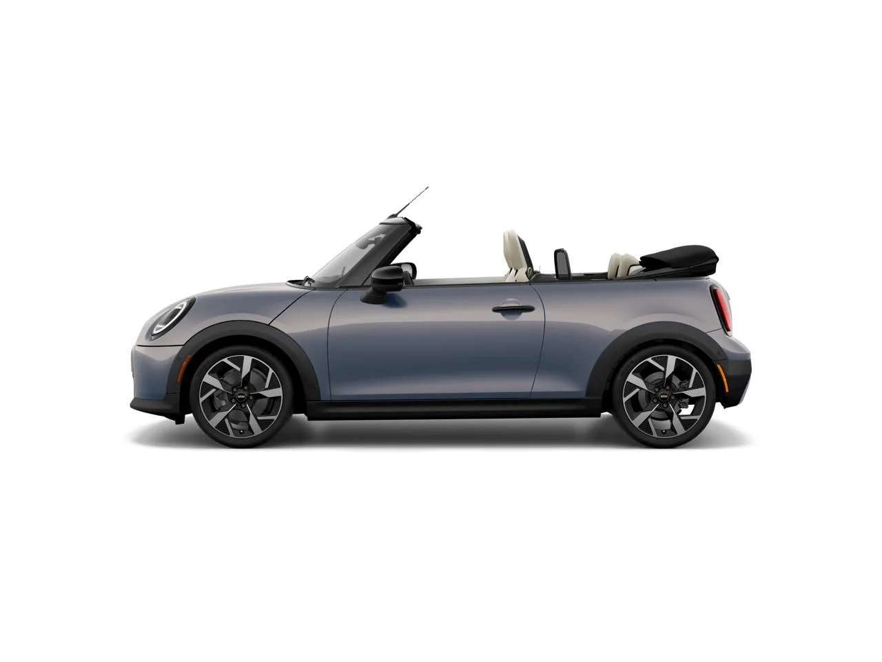 New 2026 Copper Grey Metallic MINI Signature Plus image 4