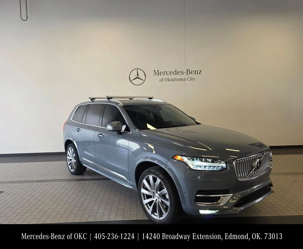 Used 2023 Gray Volvo Ultimate image 3