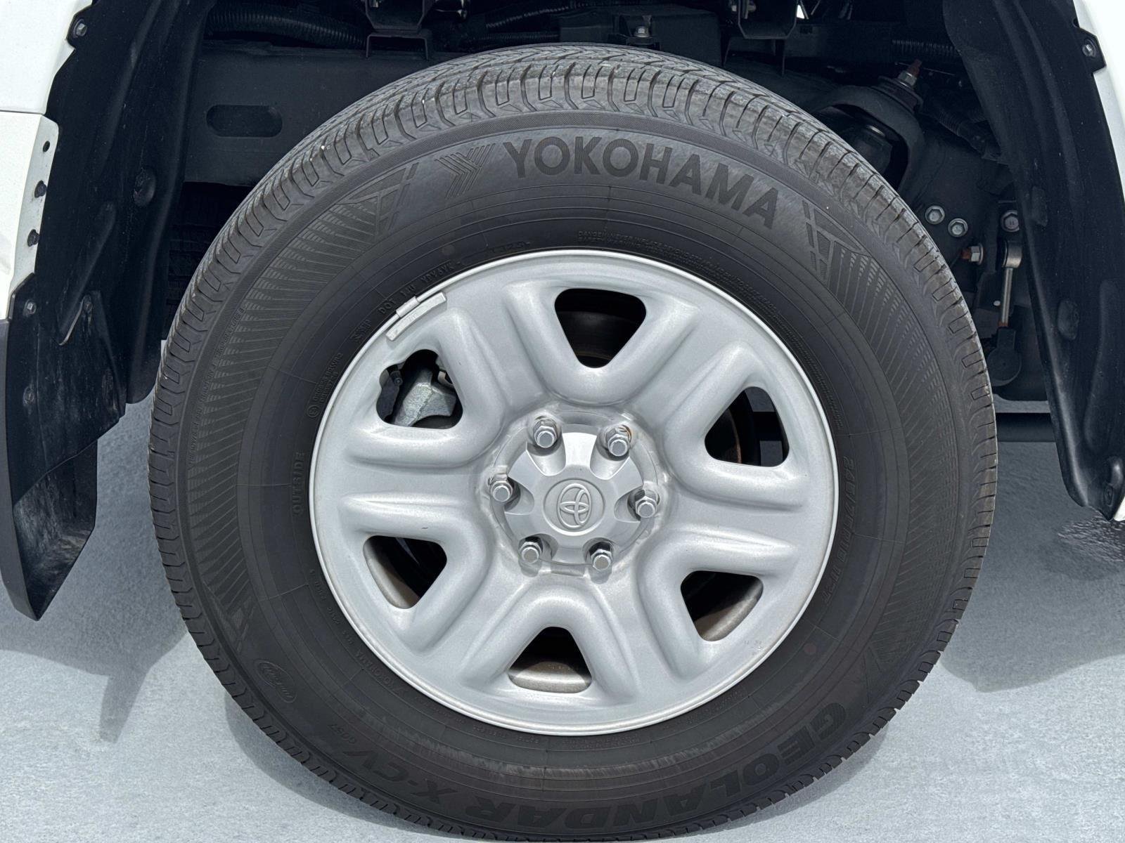Used 2026 Ice Cap Toyota SR image 7