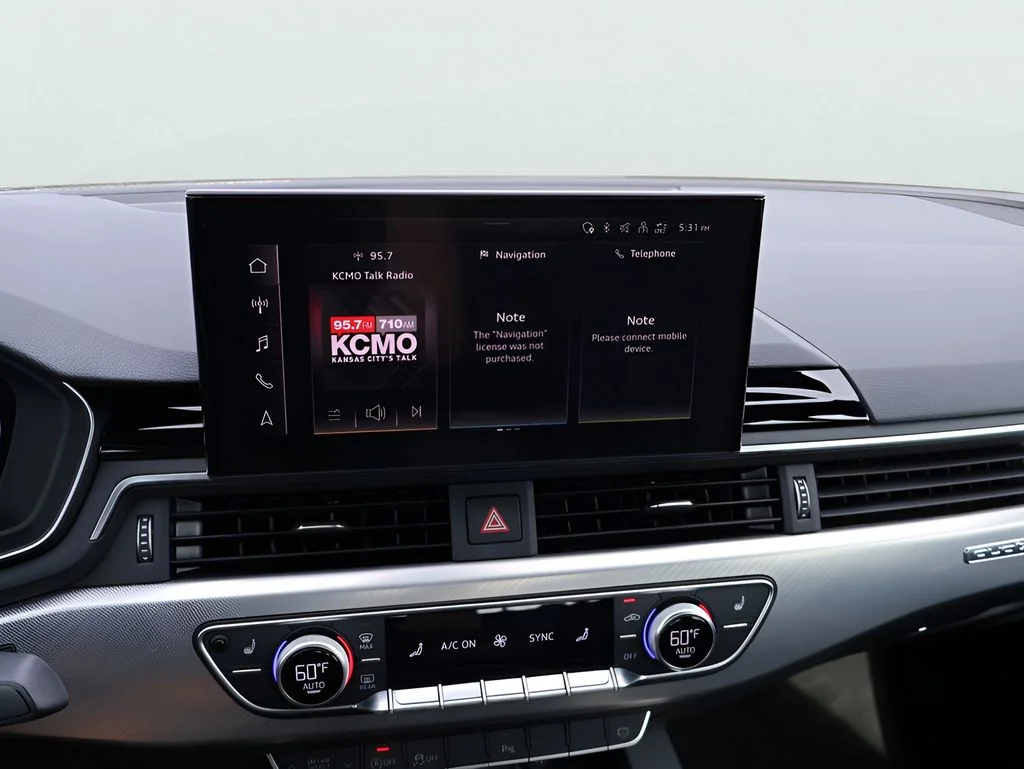 Used 2025  Audi 45 S line Premium image 24