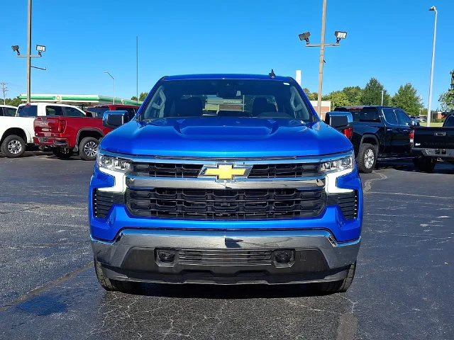 Used 2025 Blue Chevrolet LT image 2