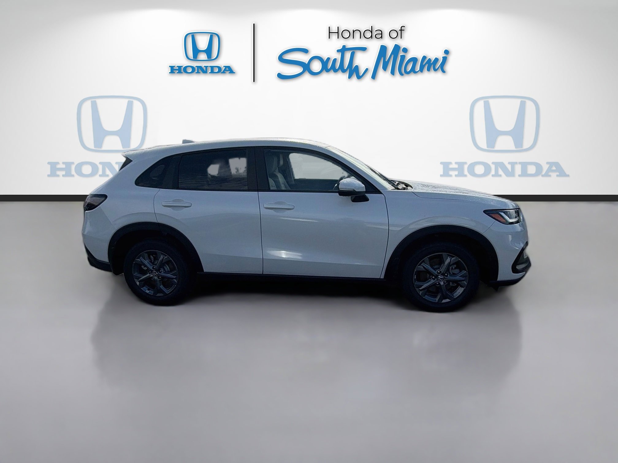 New 2027 Platinum White Pearl Honda LX image 7
