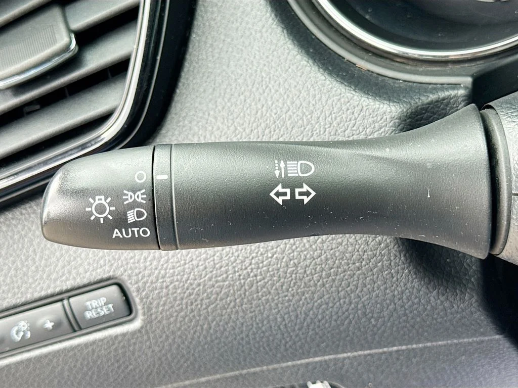 Used 2018 Gray Nissan SV image 13
