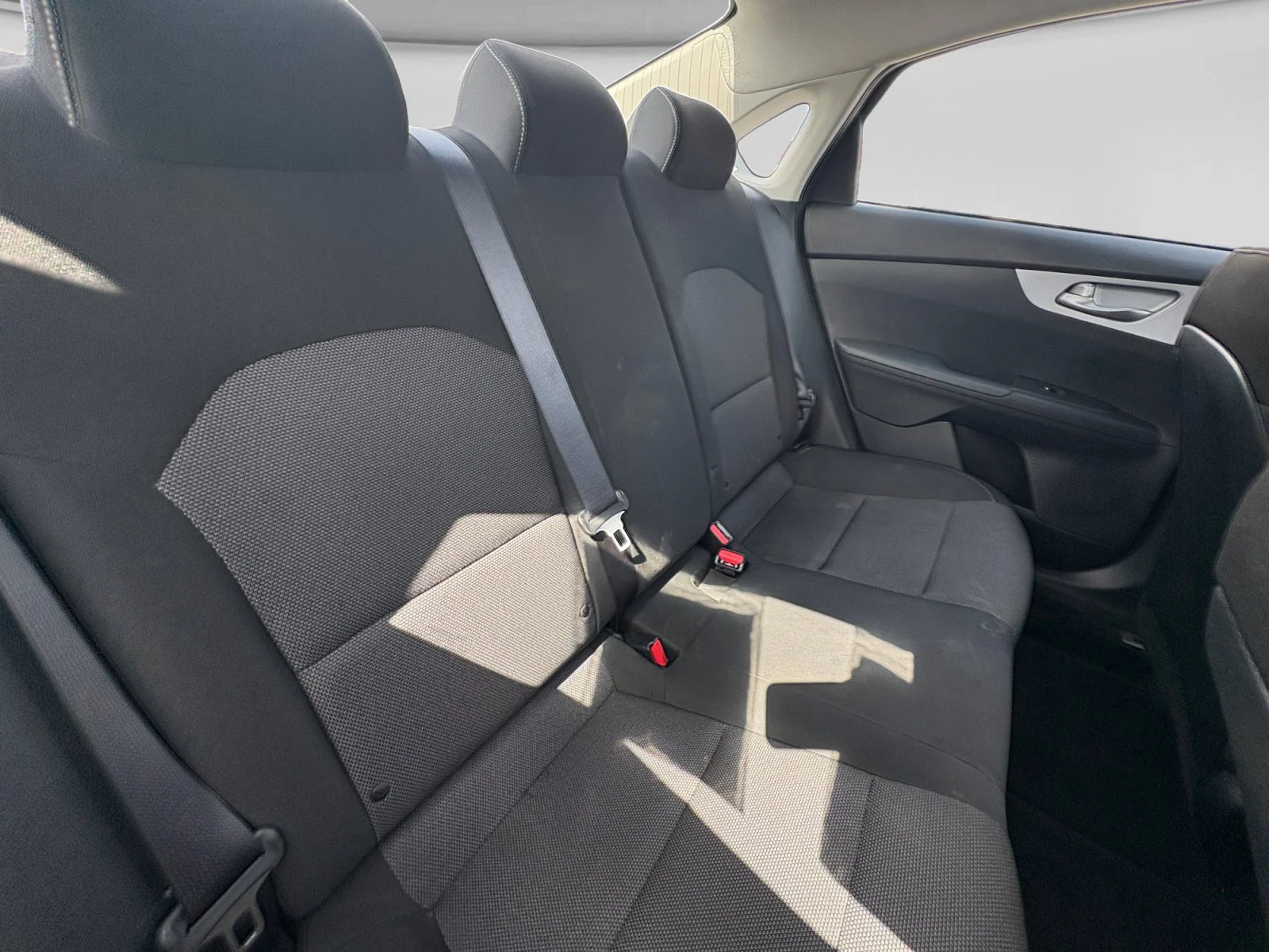 Used 2024 Currant Red Kia LXS image 29