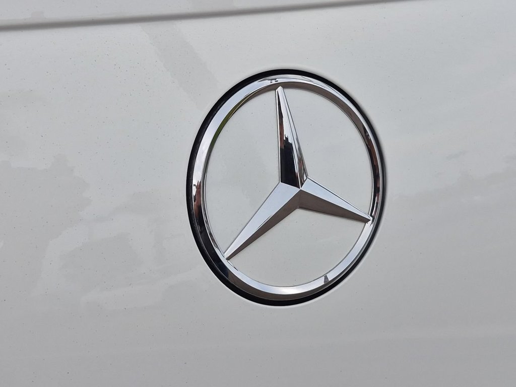 Used 2023 Polar White Mercedes-Benz GLE 53 AMG® image 32