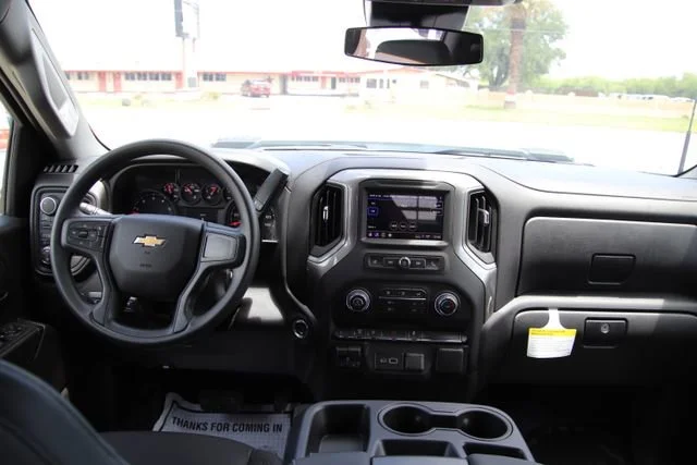 New 2026 Summit White Chevrolet Work Truck image 29