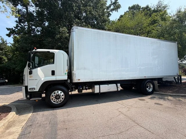 Used 2020 White Chevrolet Base image 3