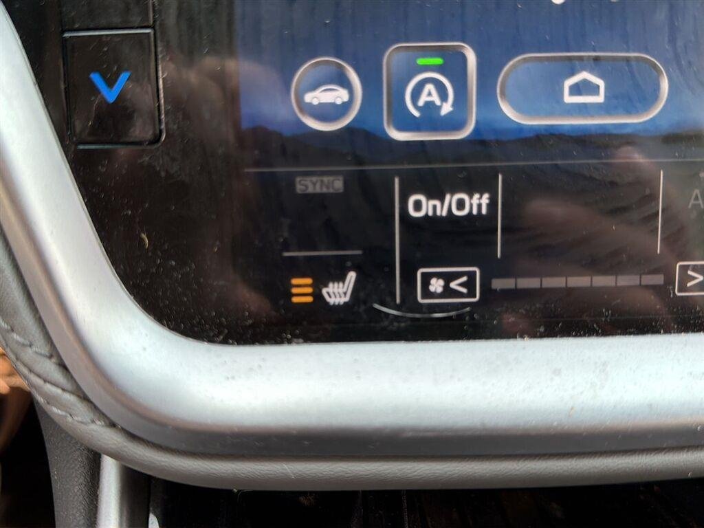 Used 2022 Abyss Blue Pearl Subaru Limited image 4