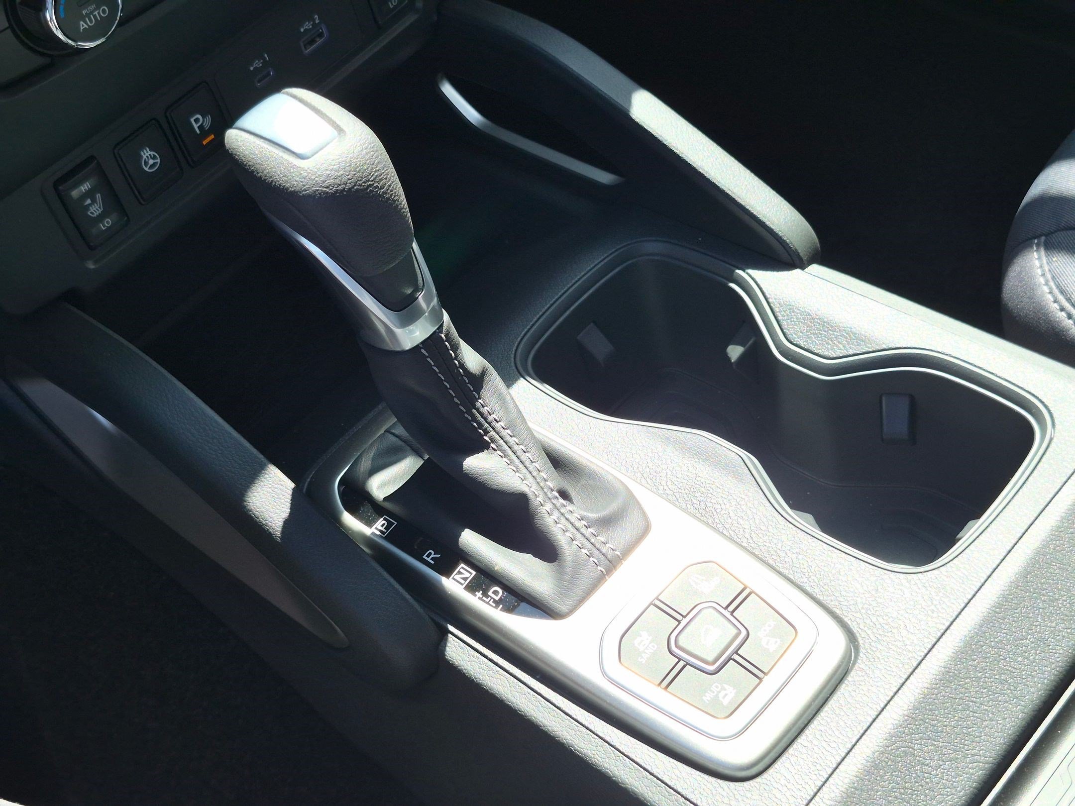 New 2026 Gun Metallic Nissan Crew Cab SV image 13