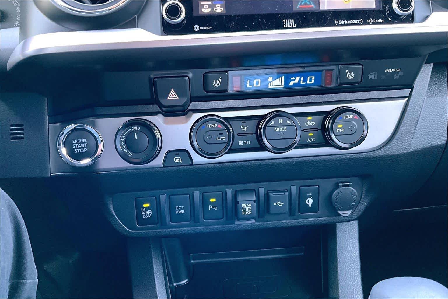 Used 2023 Wind Chill Pearl Toyota Limited image 34