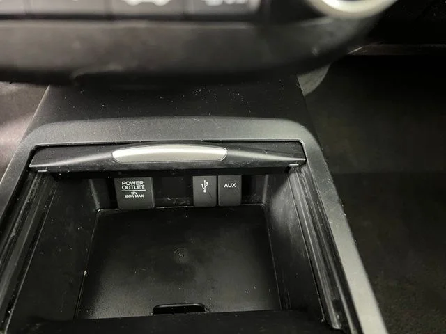 Used 2018 Lunar Silver Metallic Acura Advance Package image 27