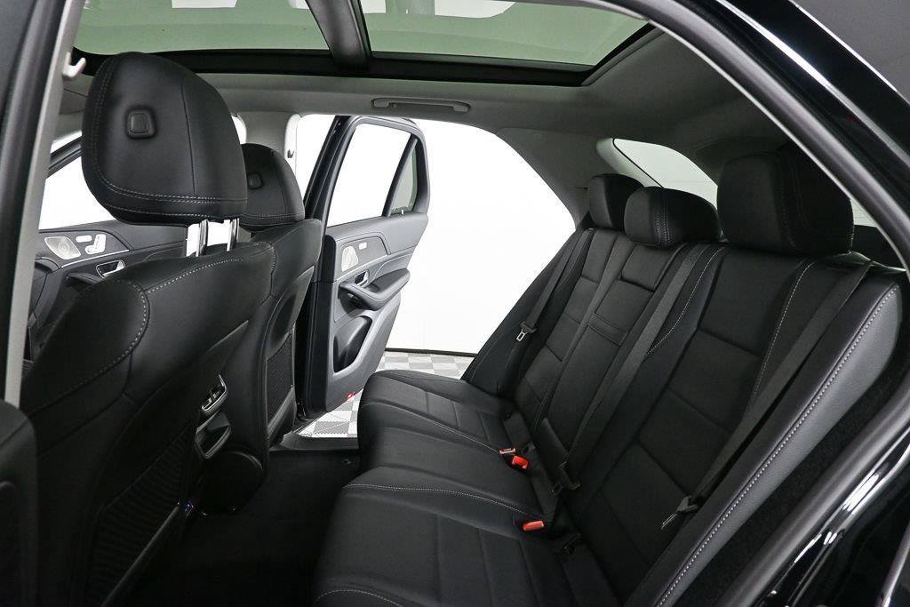 New 2026 Black Mercedes-Benz GLE 450 image 59