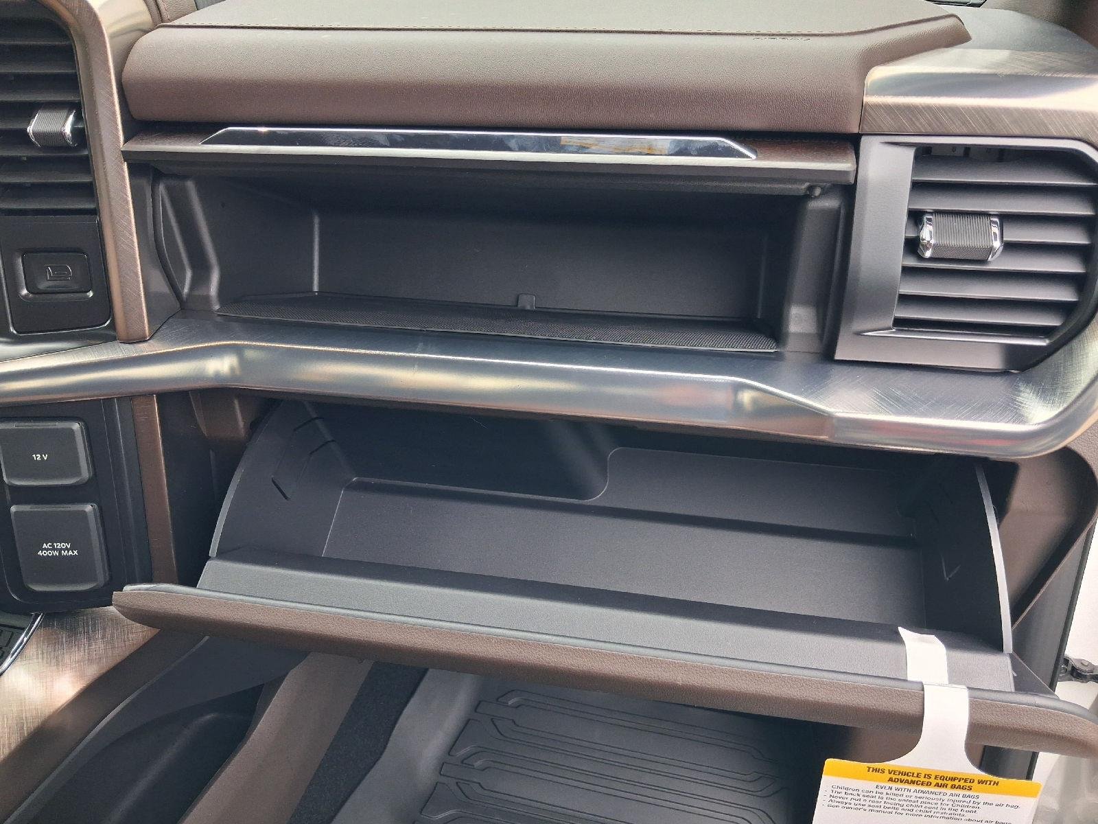 New 2026 Star White Metallic Tri-Coat Ford King Ranch® image 15