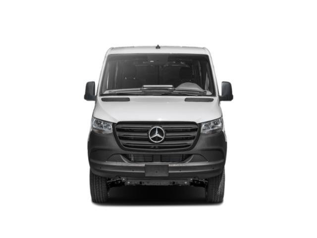 Used 2025 Arctic White Mercedes-Benz 2500 Standard Roof I4 Diesel HO 144 RWD image 7