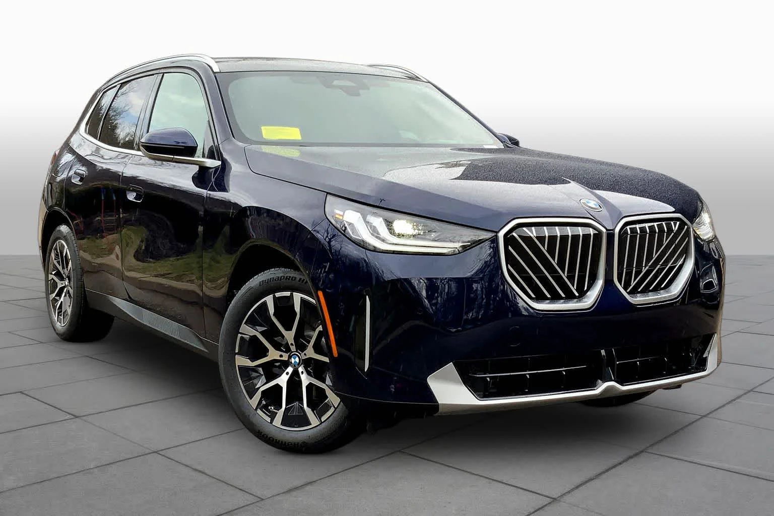 New 2026 Tanzanite Blue II Metallic BMW 30 xDrive image 2