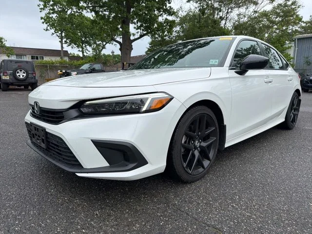 2024 Honda Civic Sport CVT's photo