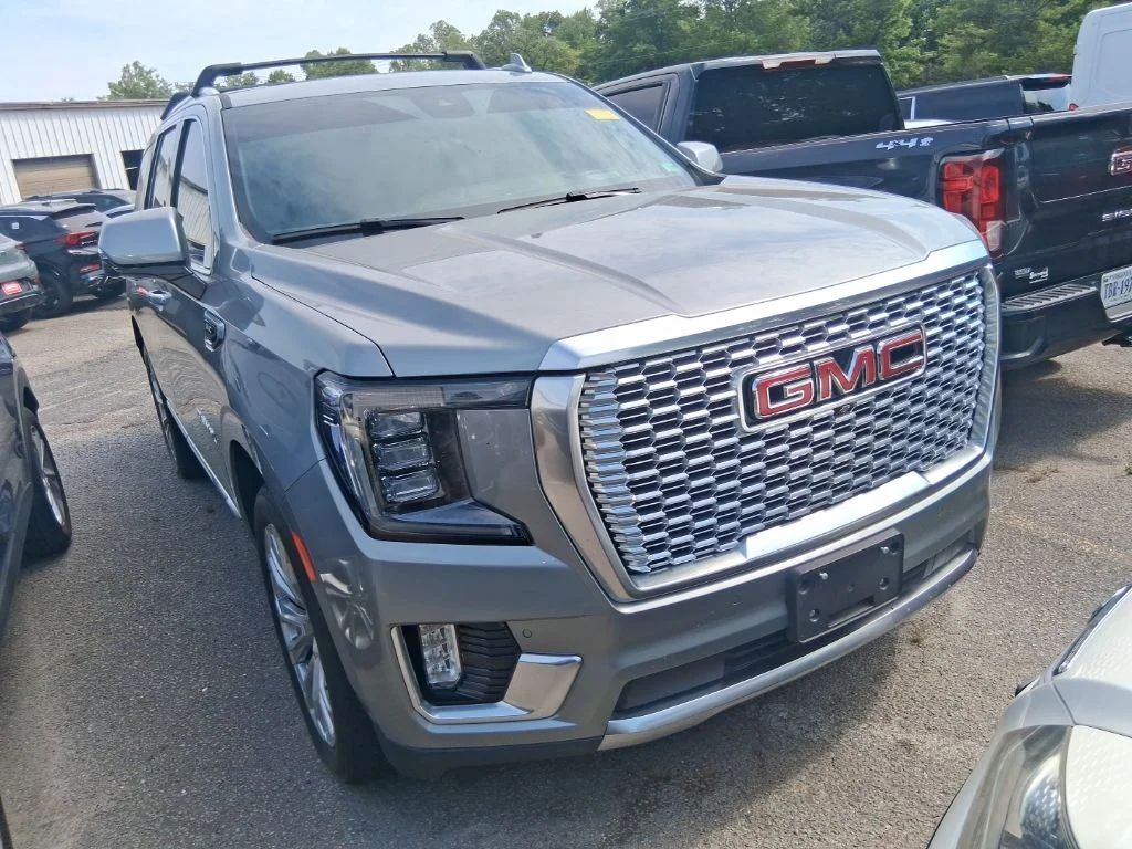 Used 2024 Gray GMC Denali image 3