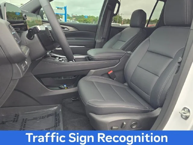 2027 Chevrolet Traverse LT - Photo 19