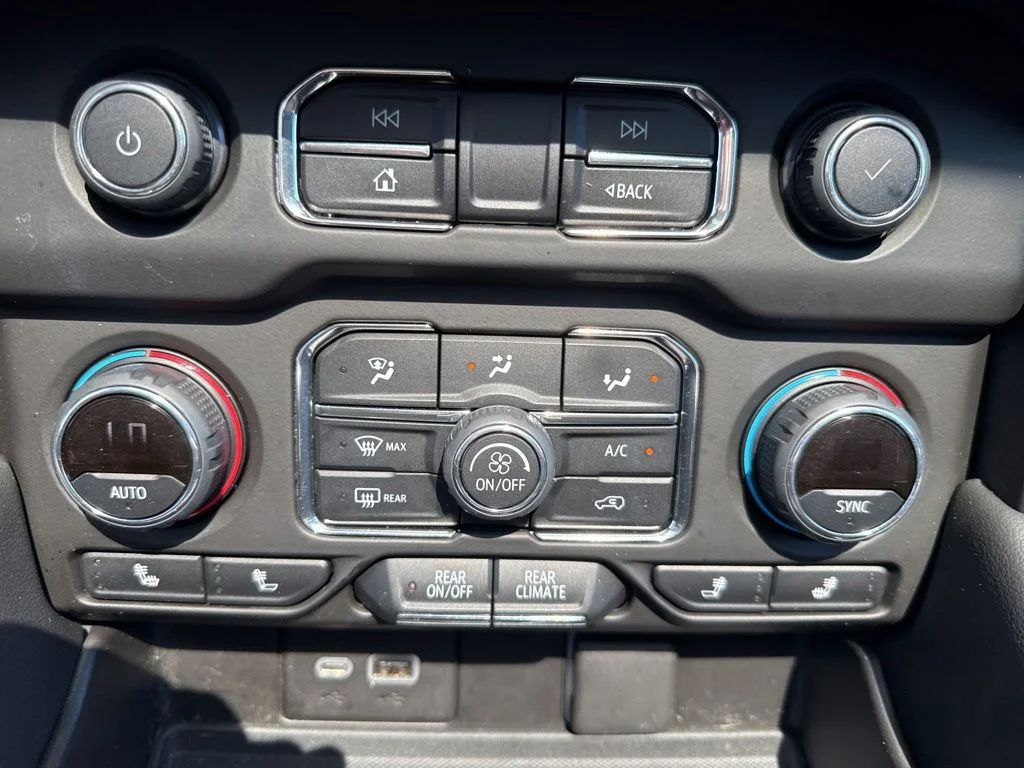 2021 Chevrolet Tahoe Z71 - Photo 37