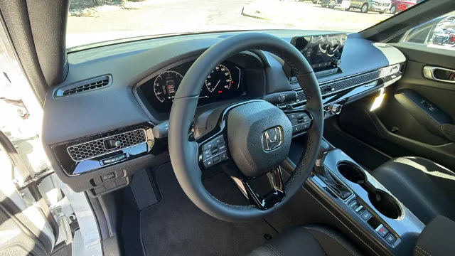 New 2026 Platinum White Pearl Honda 2WD SPORT image 30