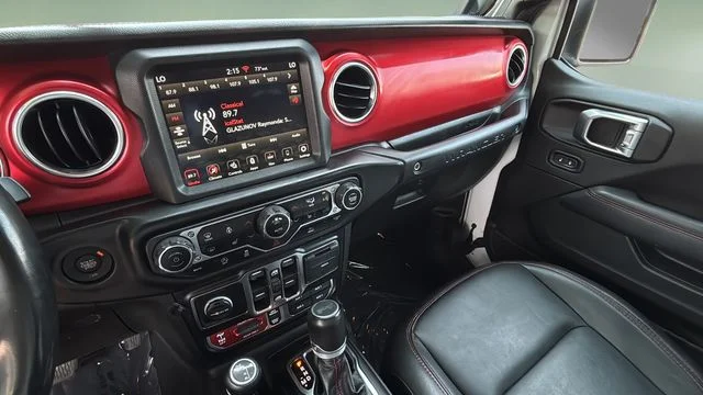 Used 2022 White Jeep Unlimited Rubicon image 21