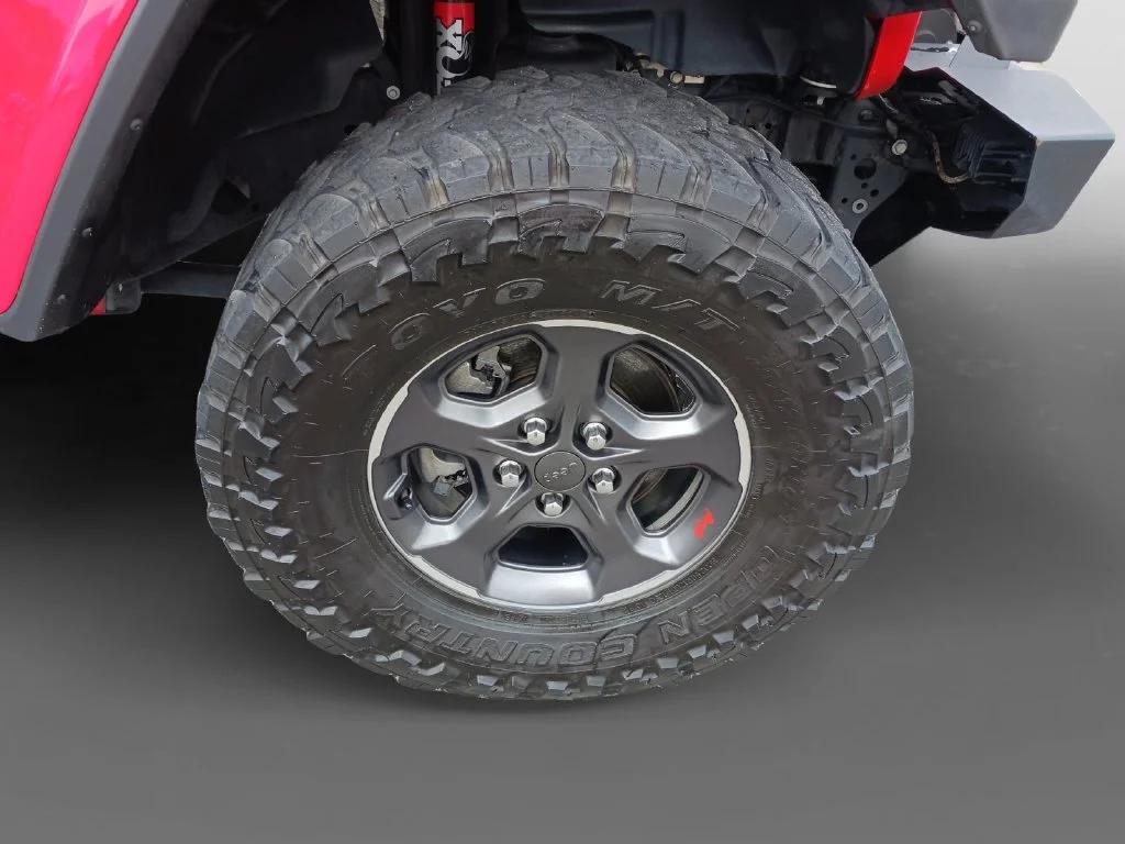Used 2020 Red Jeep Rubicon image 16