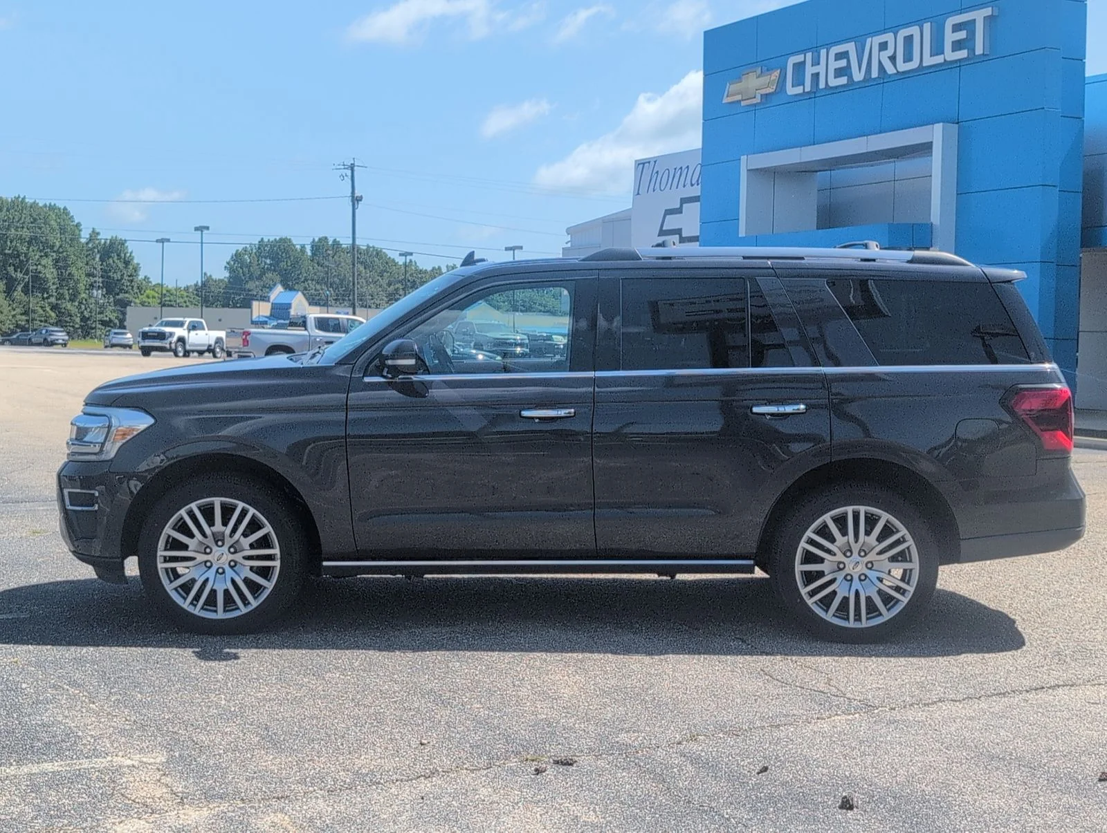 Used 2024 Gray Ford Limited image 2