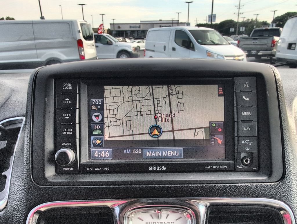 Used 2012 Gray Chrysler Touring-L image 10