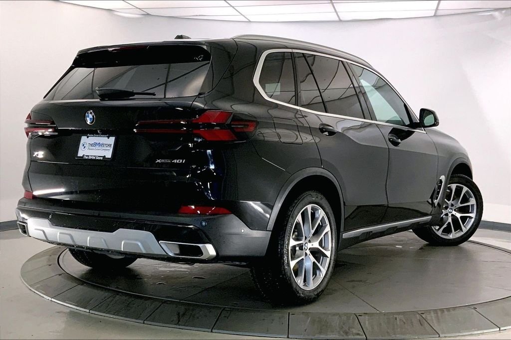 Used 2026 Black Sapphire Metallic BMW  image 12