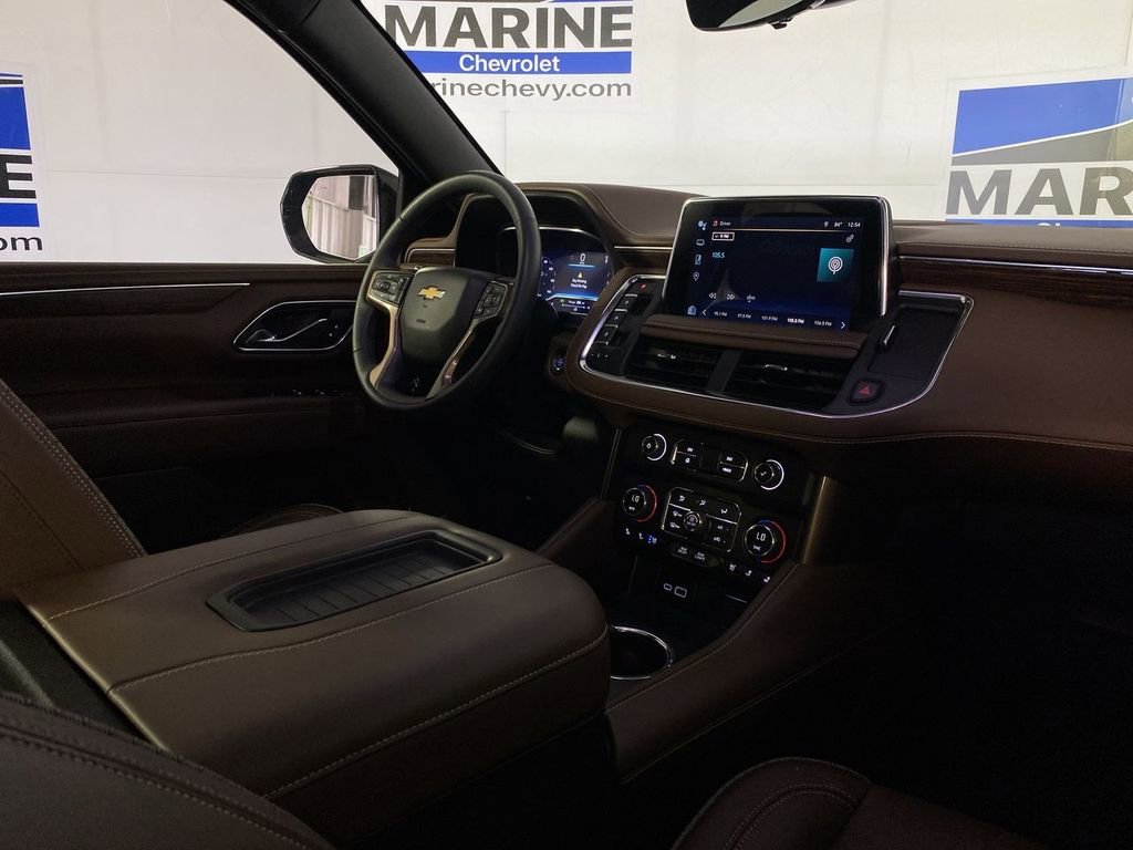 Used 2024 Dark Ash Metallic Chevrolet High Country image 27