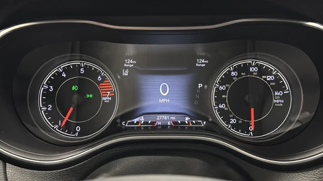 Used 2023 Diamond Black Jeep Altitude image 18