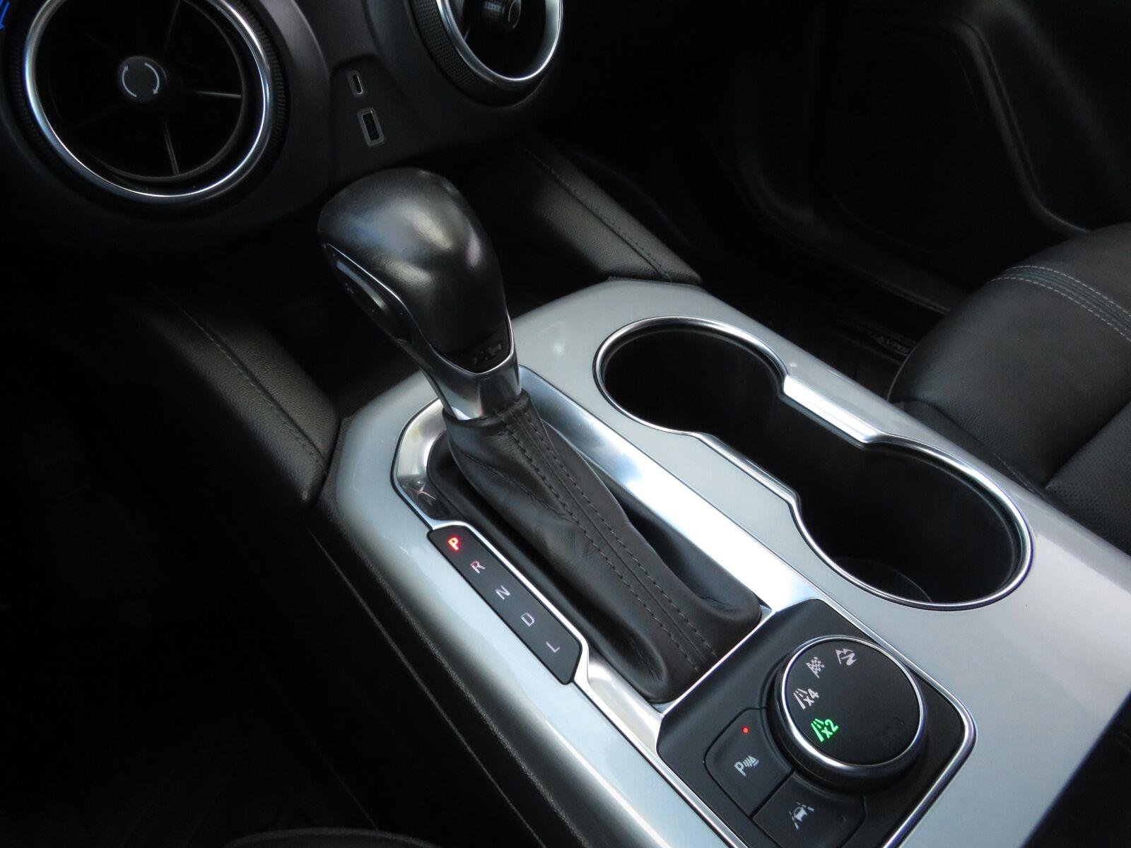 Used 2022 Black Chevrolet LT image 28