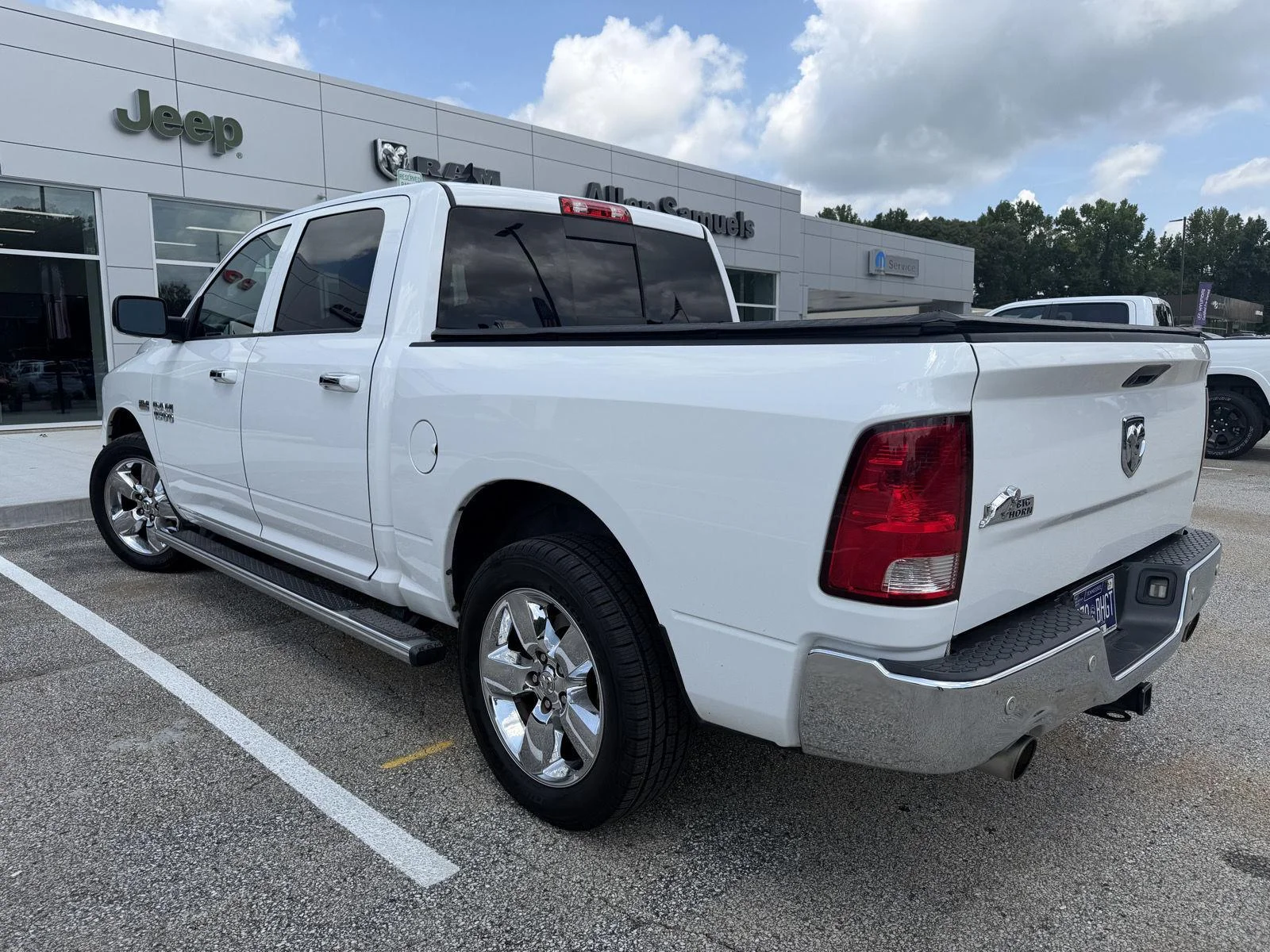 Used 2014 Bright White Clearcoat Ram Big Horn image 4