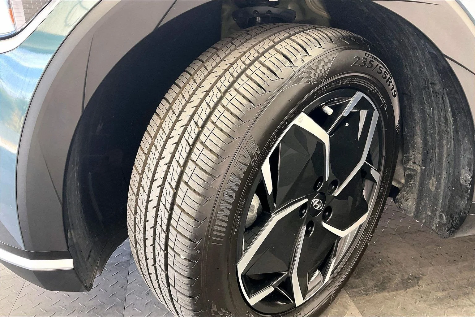 Used 2023 Digital Teal Hyundai SE image 34
