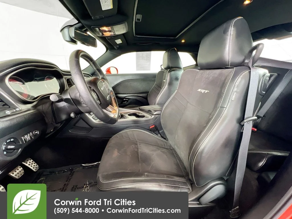 Used 2016 Go Mango! Dodge SRT Hellcat image 25