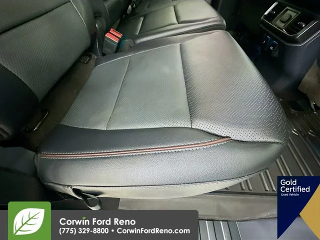 Used 2022 Space White Metallic Ford Lariat image 31