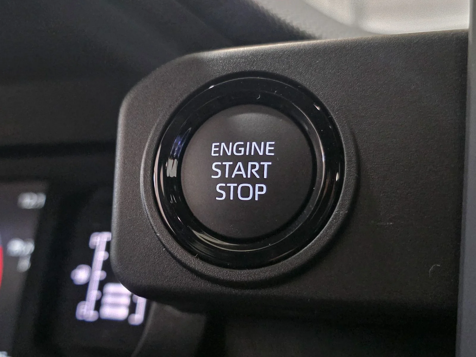 2026 Toyota Tacoma SR5 - Photo 27