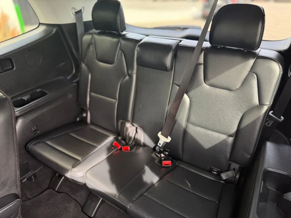 Used 2025 Black Kia S image 22