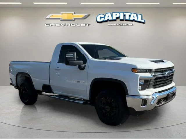 Used 2025 Summit White Chevrolet LT image 7
