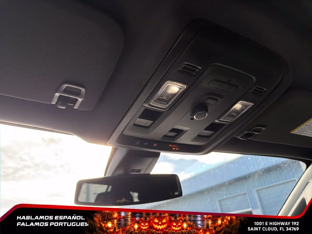 Used 2022 SATIN STEEL METALLIC Chevrolet RST image 20