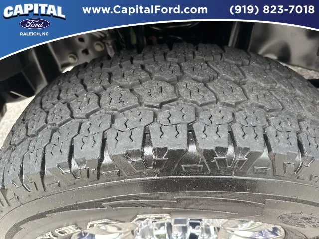 Used 2022 Blue Ford XLT image 14