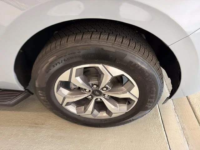 New 2027 Glacier Gray Metallic Tri-Coat Ford Active image 27