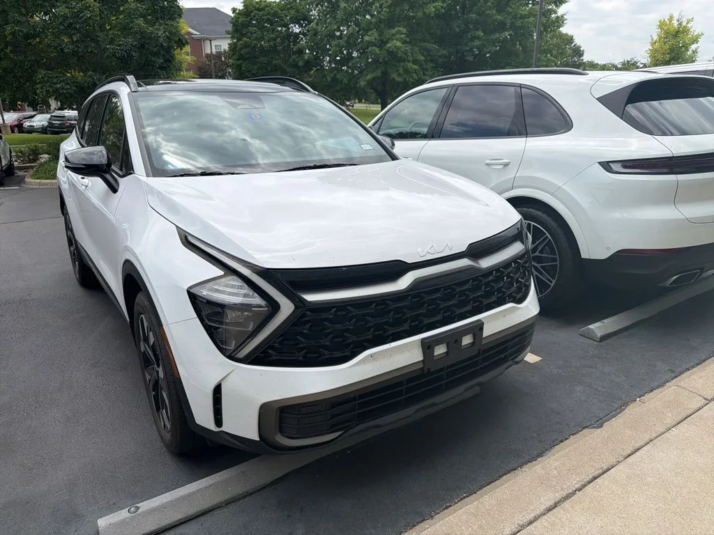 Used 2023 White Pearl Kia X-Line image 3